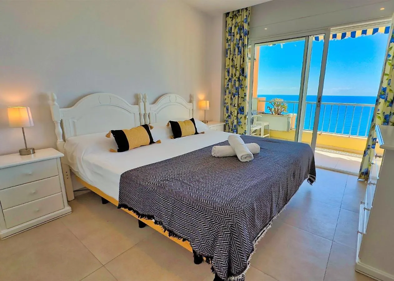 Diana 905. Superb South-Facing One-Bedroom Apartment With Amazing Sea Views. Марбелья