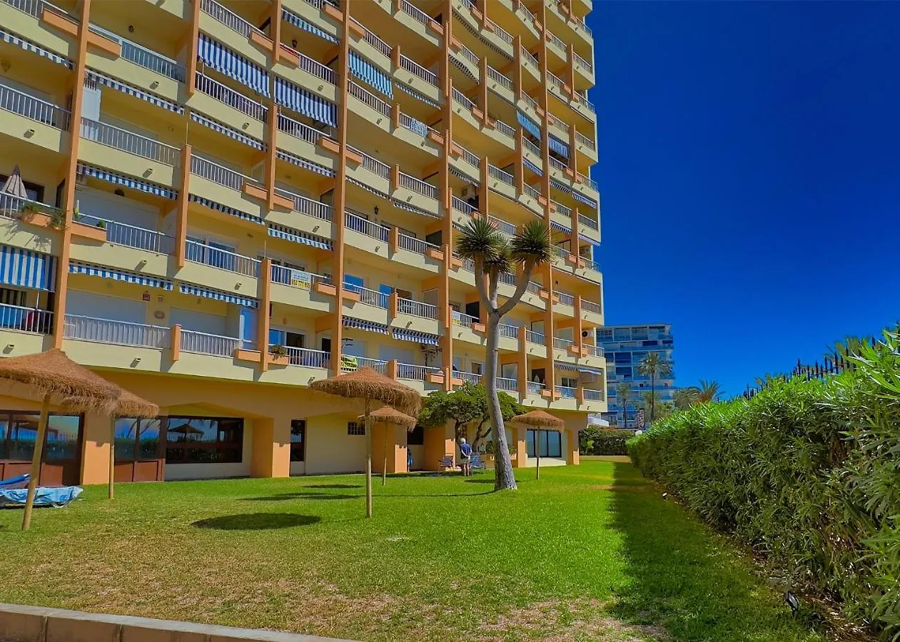 Diana 905. Superb South-Facing One-Bedroom Apartment With Amazing Sea Views. Марбелья Испания