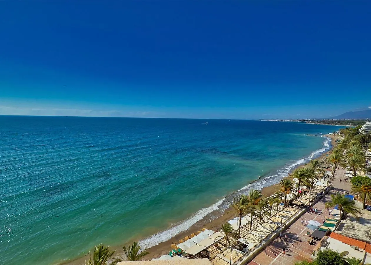 Diana 905. Superb South-Facing One-Bedroom Apartment With Amazing Sea Views. Marbella Spanien