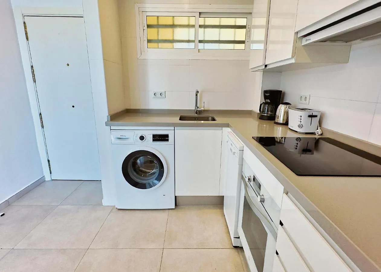 Diana 905. Superb South-Facing One-Bedroom Apartment With Amazing Sea Views. Марбелья